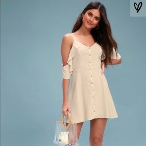 NWT Lulu’s Beige Off the Shoulder Skater Dress M